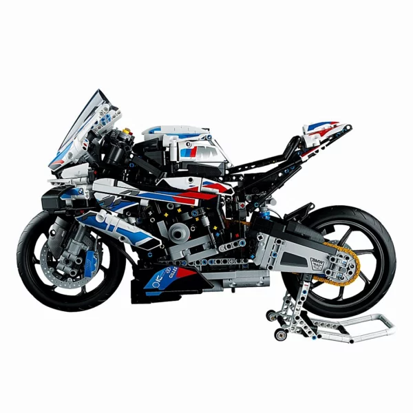 LEGO Technic BMW M 1000 RR