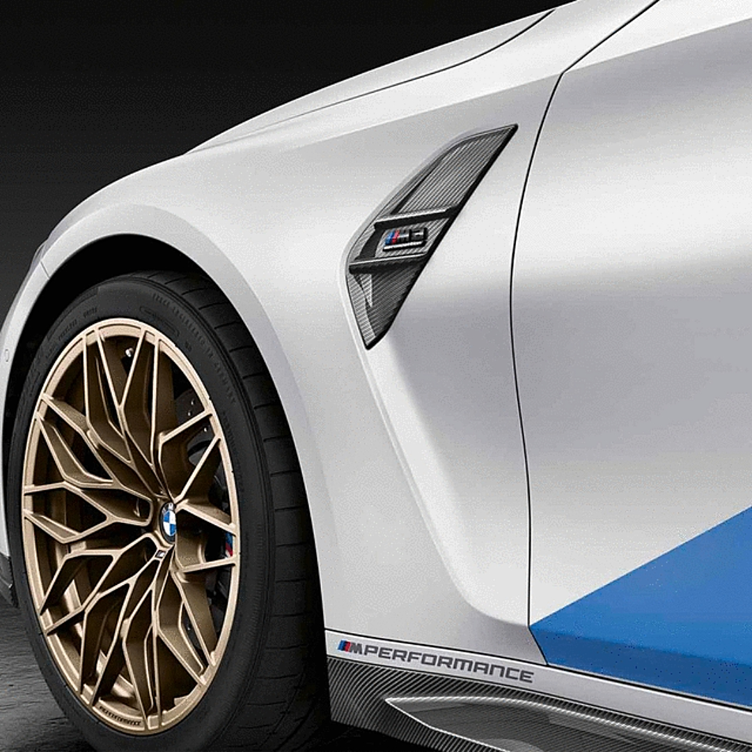 BMW M Performance Ziergitter Carbon Seite